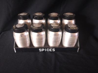 RETRO ALUMINUM SPICE RACK
