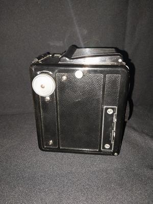 SPARTUS FULL-VUE ANTIQUE CAMERA WITH BOX
