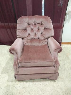 LA-Z-BOY ROCKER / SWIVAL CHAIR