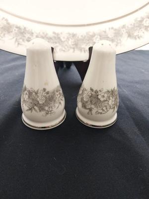 FLORETINE CHINA SERVING SET