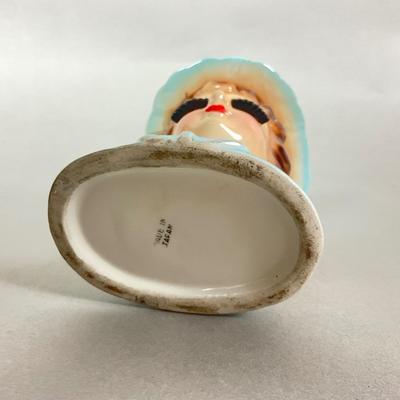 K8224 Vintage 1950's Lady Head Vase with Earrings