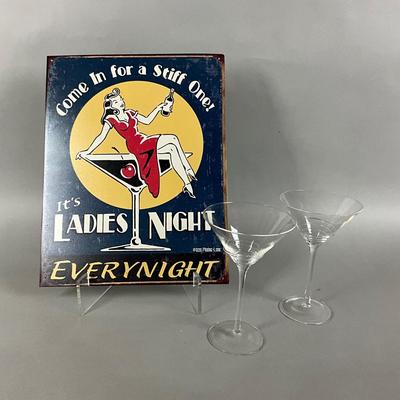 K8225 Ladies Night Martini Sign & 2 Glasses
