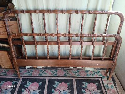 Antique Full Size Spindle Jenny Lynd Bed - Headboard & Footboard