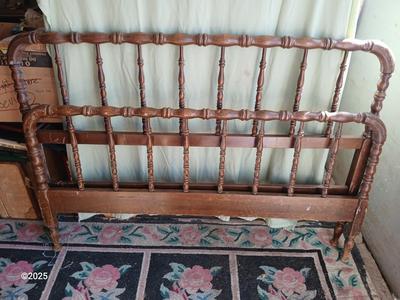 Antique Full Size Spindle Jenny Lynd Bed - Headboard & Footboard