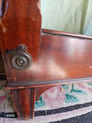 Vintage Kindel Oxford Chippendale full sized bed / Headboard / Footboard with side rails