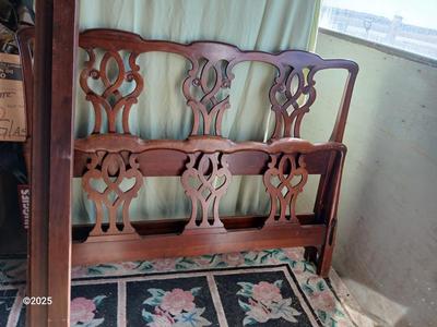 Vintage Kindel Oxford Chippendale full sized bed / Headboard / Footboard with side rails