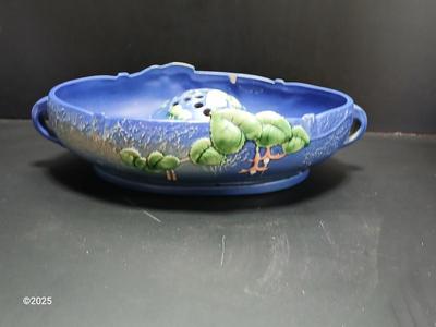 Roseville Pottery Frog with repaired Roseville Pottery Fuschia Blue Centerpiece Bowl
