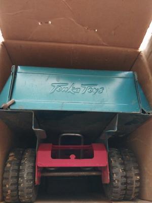 VINTAGE TONKA DUMP TRUCK WITH ORIGINAL BOX