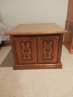 WOODEN END TABLE WITH STORAGE