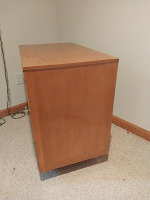 MID CENTURY MODERN NIGHTSTAND AND SPARTUS ALARM CLOCK