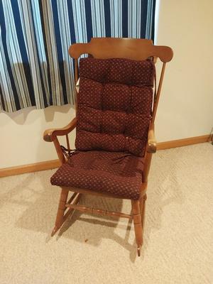 VINTAGE WOODEN ROCKER