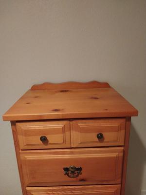 SIX DRAWER WOODEN CHEST OF DRAWERS