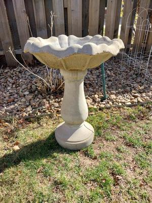 CEMENT BIRDBATH