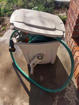 GARDEN HOSE AND STORAGE BOX