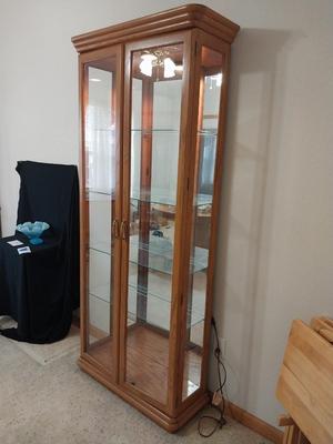 GLASS DISPLAY CABINET