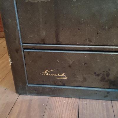 LOT 7: Kennedy 8-Drawer Machinist Tool Chest and 2-Drawer Riser with Tools