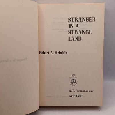 LOT 20: Ray Bradbury's 1953 Fahrenheit 451, Heinlein's 1961 Stranger in a Strange Land, Pratchett's 1981 Strata & More