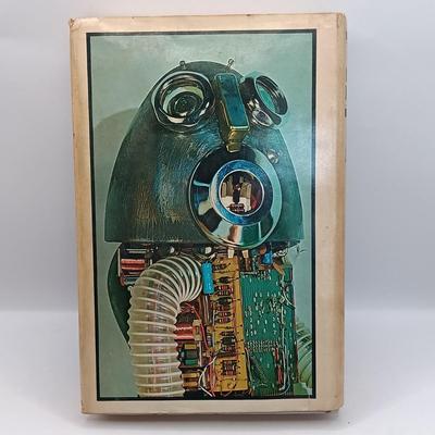 LOT 20: Ray Bradbury's 1953 Fahrenheit 451, Heinlein's 1961 Stranger in a Strange Land, Pratchett's 1981 Strata & More