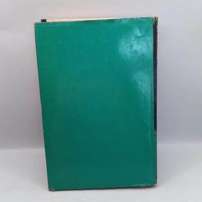 LOT 20: Ray Bradbury's 1953 Fahrenheit 451, Heinlein's 1961 Stranger in a Strange Land, Pratchett's 1981 Strata & More