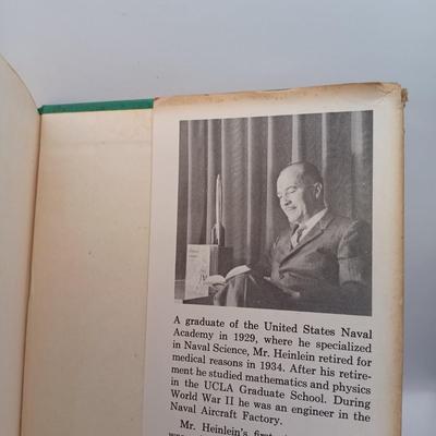 LOT 20: Ray Bradbury's 1953 Fahrenheit 451, Heinlein's 1961 Stranger in a Strange Land, Pratchett's 1981 Strata & More