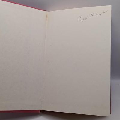 LOT 24: Doctor Who 1983 Two Decades Through Time and Space, Douglas Adam's 1979 Hitchhiker's Guide to the Galaxy & More