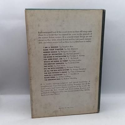 LOT 194: Galaxy Science Fiction 1952 Editions w/ The 3rd and 4th Galaxy Reader & The 1972 Annual World's Best SF