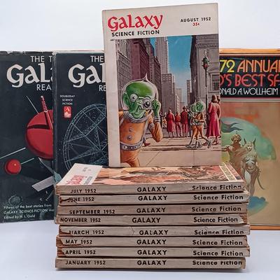LOT 194: Galaxy Science Fiction 1952 Editions w/ The 3rd and 4th Galaxy Reader & The 1972 Annual World's Best SF
