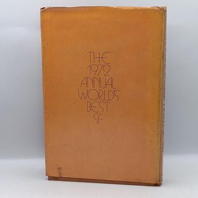 LOT 194: Galaxy Science Fiction 1952 Editions w/ The 3rd and 4th Galaxy Reader & The 1972 Annual World's Best SF