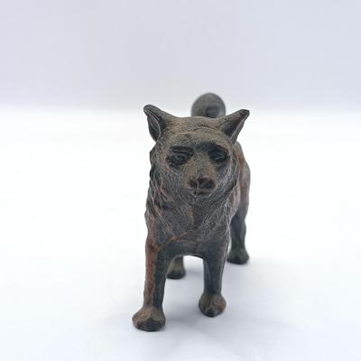 LOT 198: Vintage Resin Red Collar Bulldogs, Cast Metal Dog, White Stone Setter & Plastic Setter