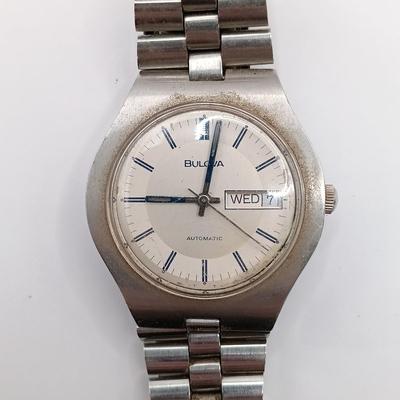 LOT 203: Bestfit System #495 of Spring Bars with (3) Watches