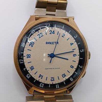 LOT 203: Bestfit System #495 of Spring Bars with (3) Watches