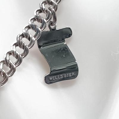 LOT 211: Vintage Sterling Charm Bracelet 14.7g