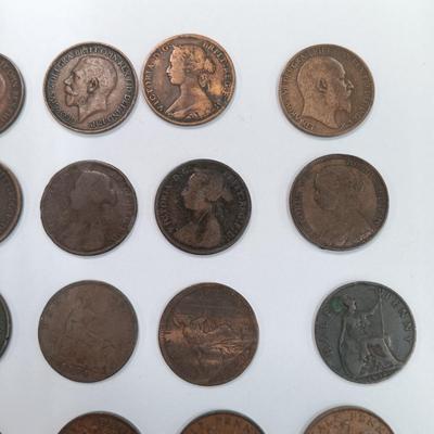 LOT 227: Set of (36) British Half Pennies