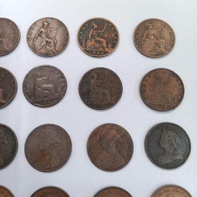 LOT 227: Set of (36) British Half Pennies