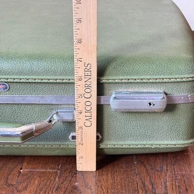LOT 45D: Vintage Luggage: 1950s West Germany Hat Box Suitcase & 1960s Hard Shell American Tourister Suitcases in Green & Yellow