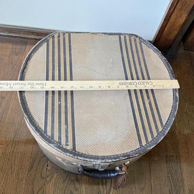 LOT 45D: Vintage Luggage: 1950s West Germany Hat Box Suitcase & 1960s Hard Shell American Tourister Suitcases in Green & Yellow