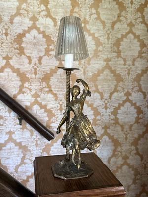 LOT 58H: Antique French Art Nouveau Bronze Ballerina Dancer Sculpture Lamp Cast circa 1880-1910