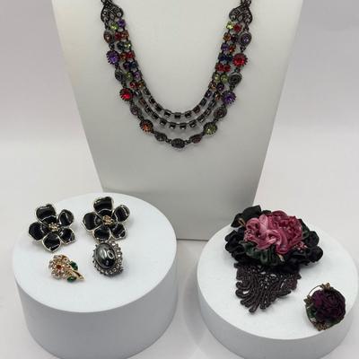 LOT 193J: Vintage & Vintage Inspired Jewelry Collection