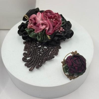 LOT 193J: Vintage & Vintage Inspired Jewelry Collection