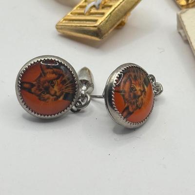 LOT 200J: Cat Jewelry: Danecraft, Barlow, Discovery & More