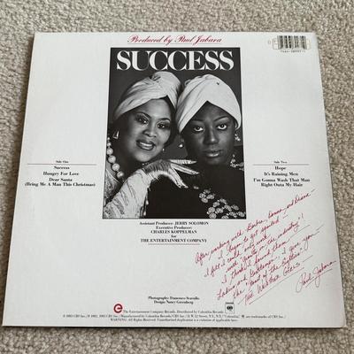 LOT 224L: Collection of Vintage & Promotional Copy Records: Bonnie Tyler, Red Rockers & More