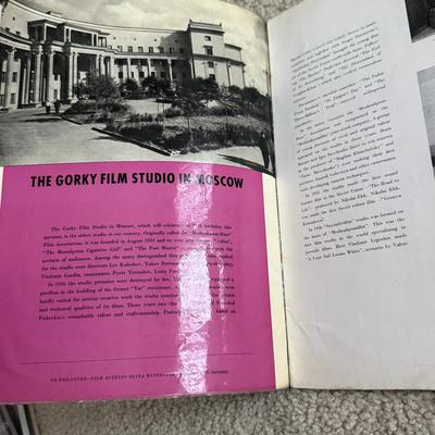 LOT 230F: 1970 The A,nnotated Dracula, 1958-1959 Il Film Italiano Magazines, American Cinematographer June 1972 Issue & More