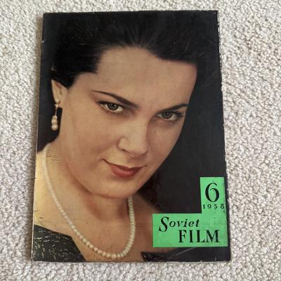 LOT 230F: 1970 The A,nnotated Dracula, 1958-1959 Il Film Italiano Magazines, American Cinematographer June 1972 Issue & More