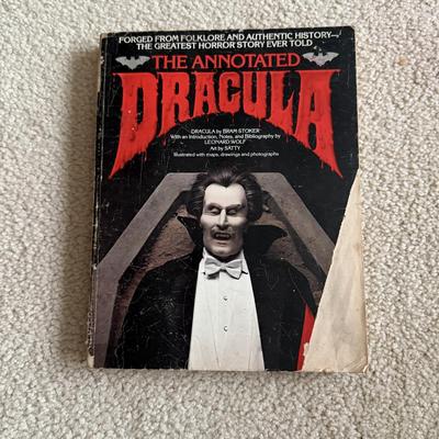 LOT 230F: 1970 The A,nnotated Dracula, 1958-1959 Il Film Italiano Magazines, American Cinematographer June 1972 Issue & More