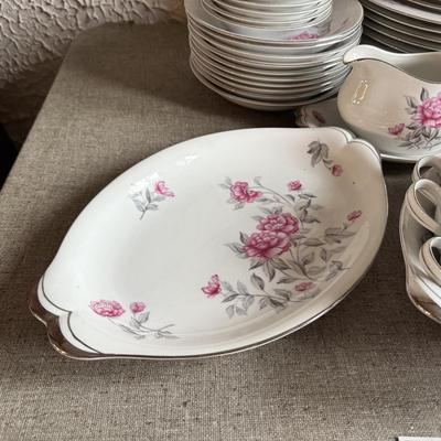 LOT 233F: Vintage Meito Norleans China Princess Pattern made in Japan