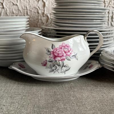 LOT 233F: Vintage Meito Norleans China Princess Pattern made in Japan