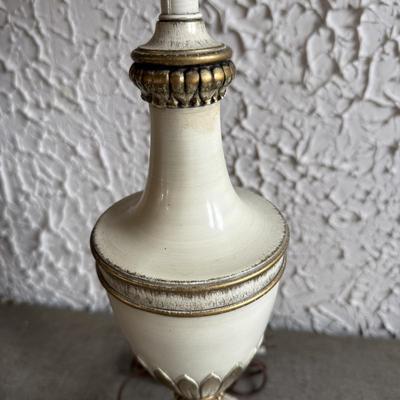 LOT 235F: Tall Vintage Stiffel Brass Accent Table Lamp