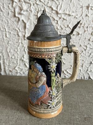 LOT 262F: Collection of Vintage Ceramic, Pewter & Glass Steins
