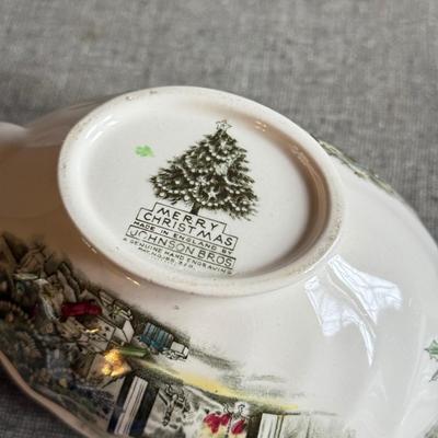 LOT 238F: Vintage Johnson Bros Transferware "Merry Christmas" Service for 8 w/ Gravy Boat
