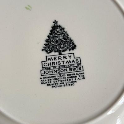 LOT 238F: Vintage Johnson Bros Transferware "Merry Christmas" Service for 8 w/ Gravy Boat